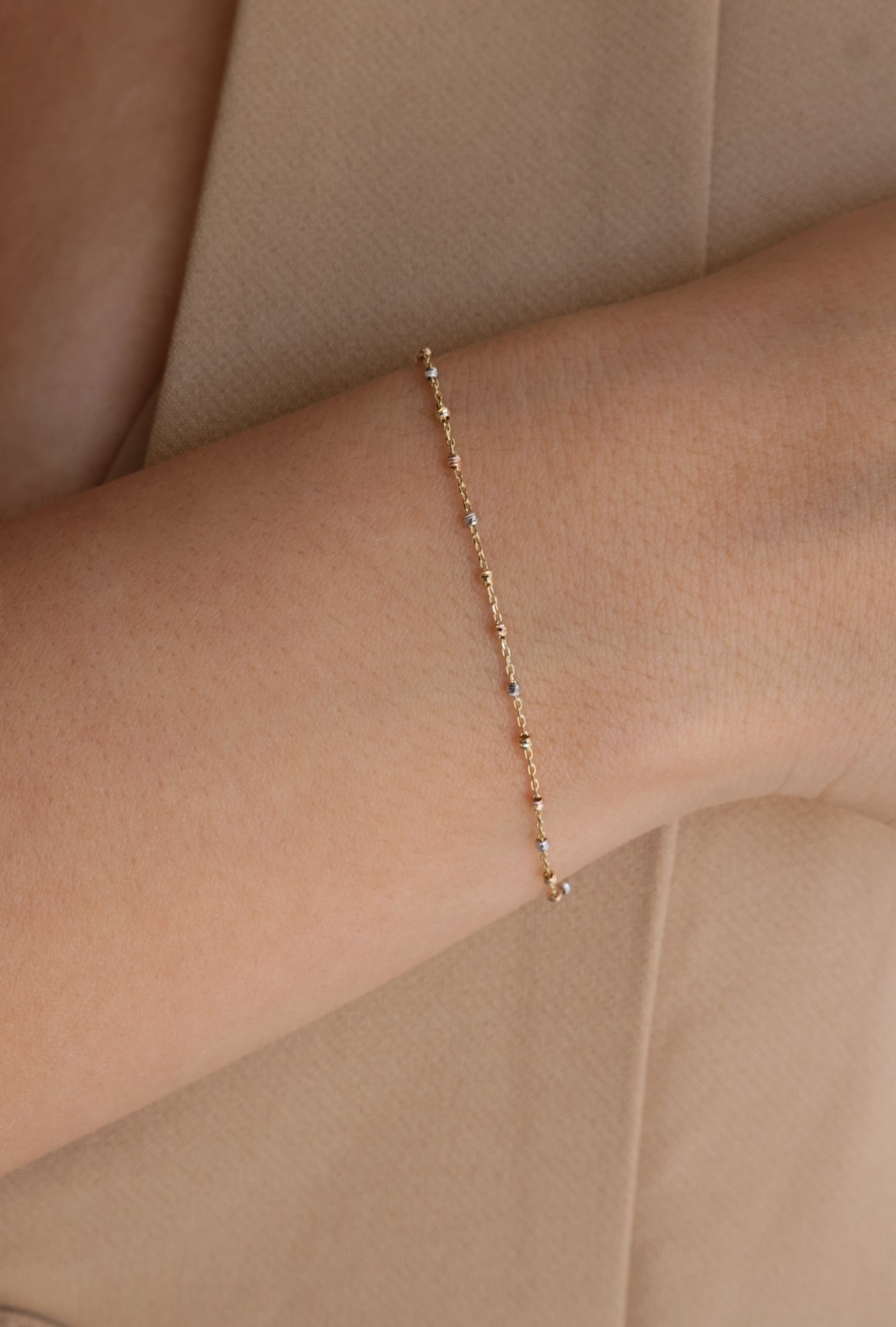 Delicate two tone bracelet