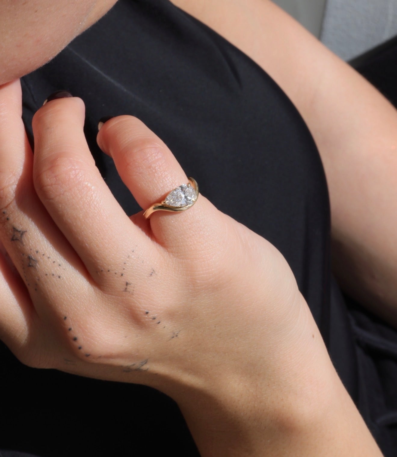 Pear pinky ring